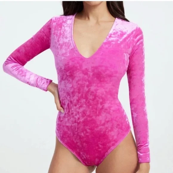 Good American Pink Velvet V-Neck Bodysuit - Picture 4 of 8